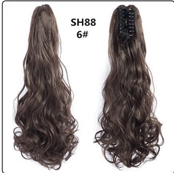 Extension queue de cheval/ BETTY |