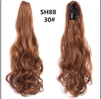 Extension queue de cheval/ BETTY |